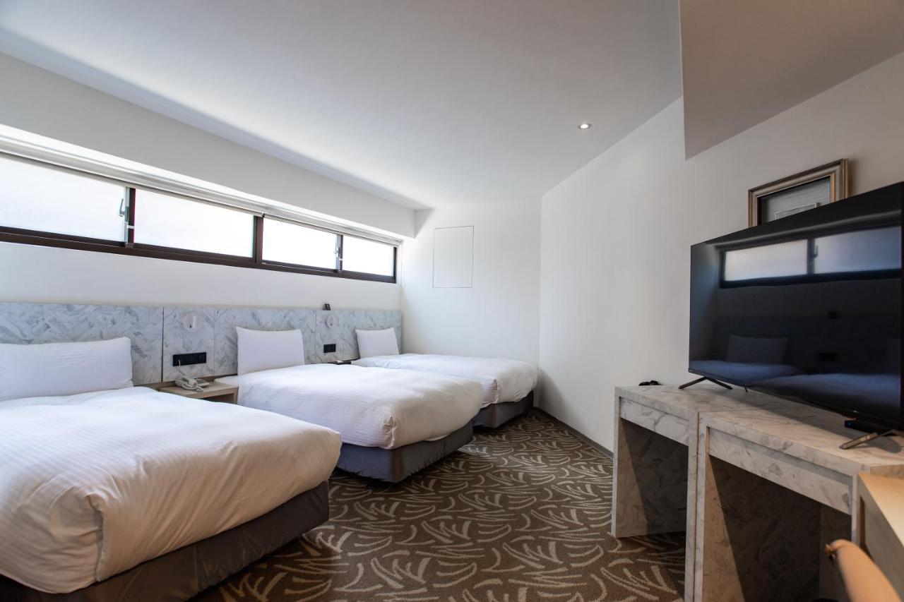 Hub Hotel - Songshan Airport Branch Тайбэй Экстерьер фото